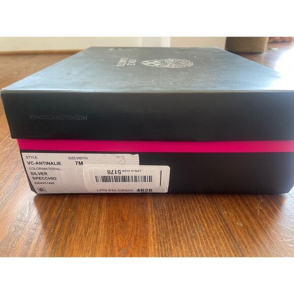 Vince Camuto Antinalie Silver Leather High Heels, sz 7 - Picture 7 of 13